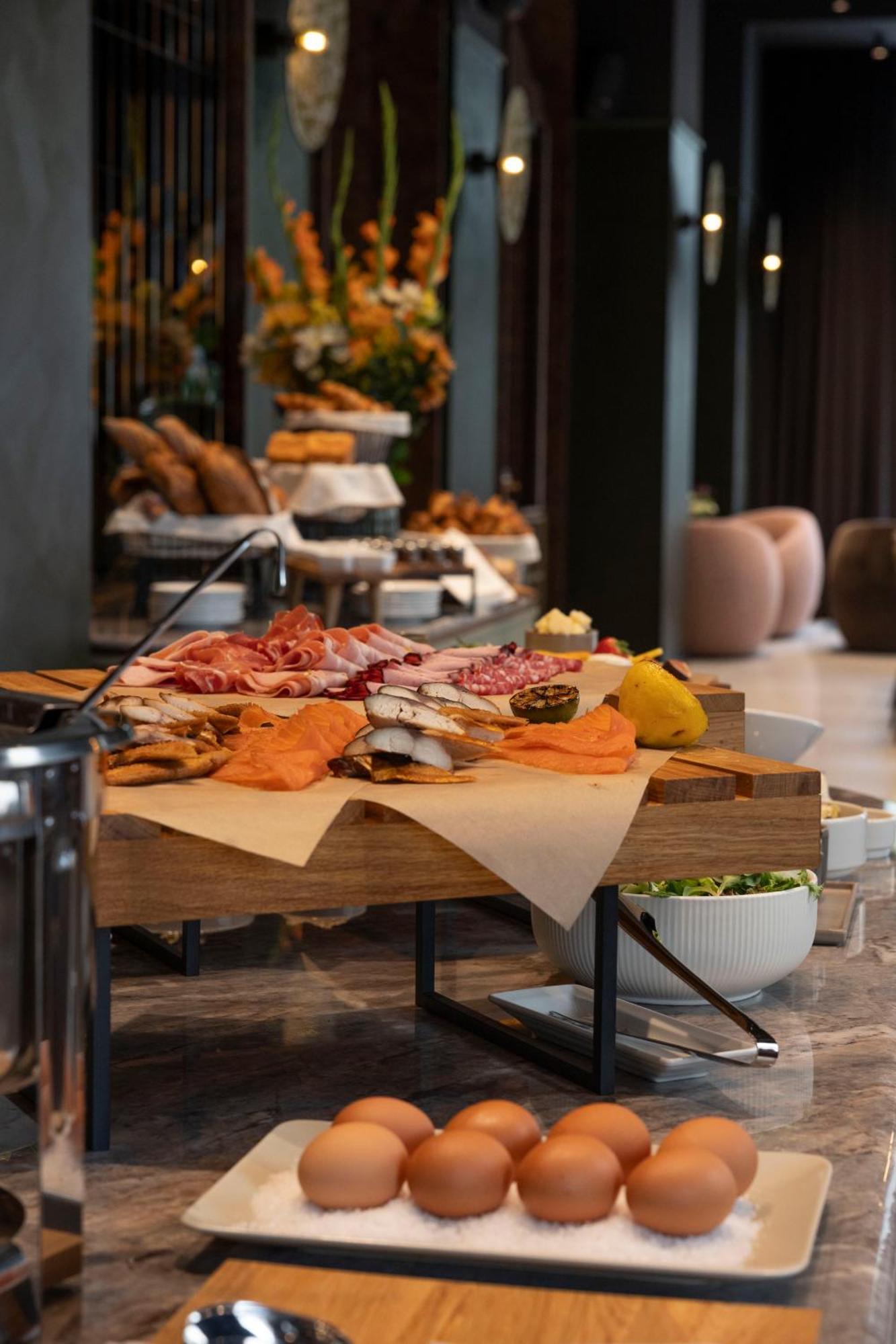 Flaner Hotel, Worldhotels Crafted Varşovia Exterior foto